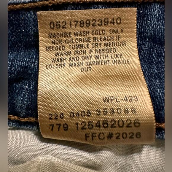 LEVI’S 515 Bootcut Dark Wash Flap Back Pocket Jeans Women Size 12P 32”x28” NWOT - Picture 6 of 8